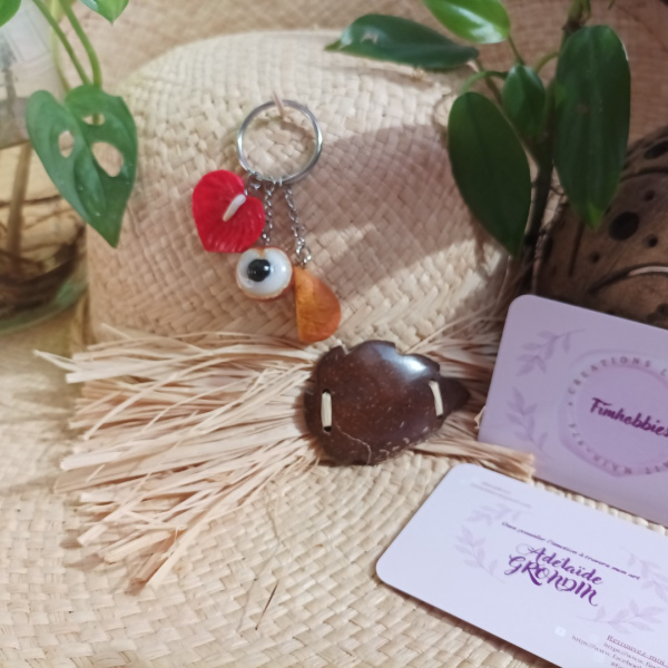 souvenir réunion: anthurium/longani/pâté créole