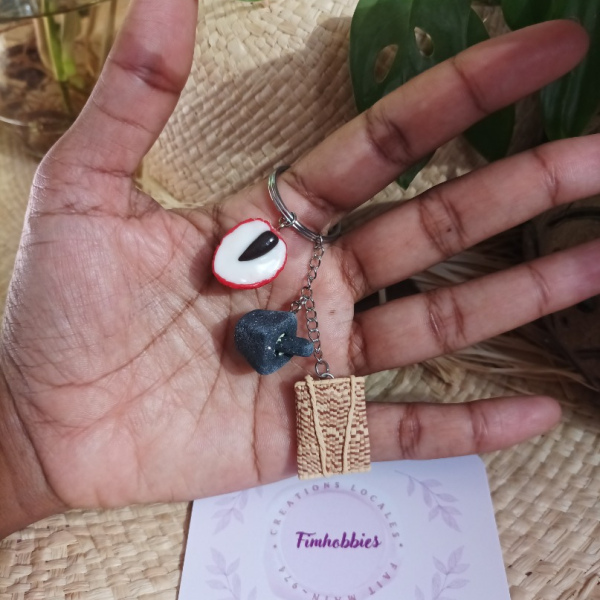 souvenir réunion: bertel / letchis / pilon