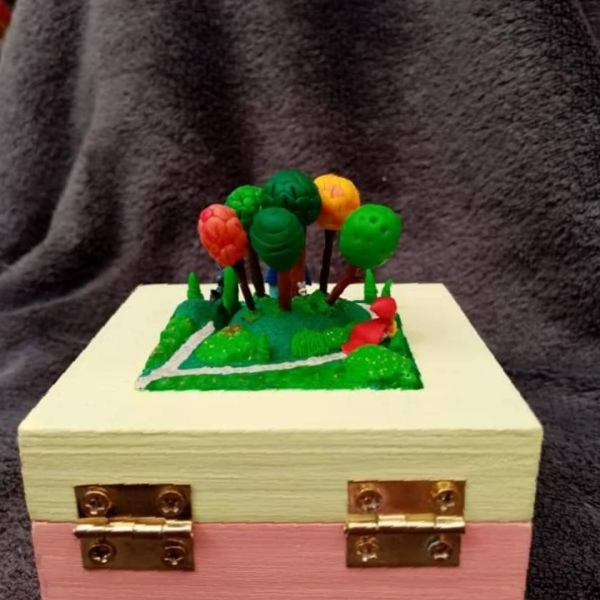 Boîte Petit chaperon rouge 