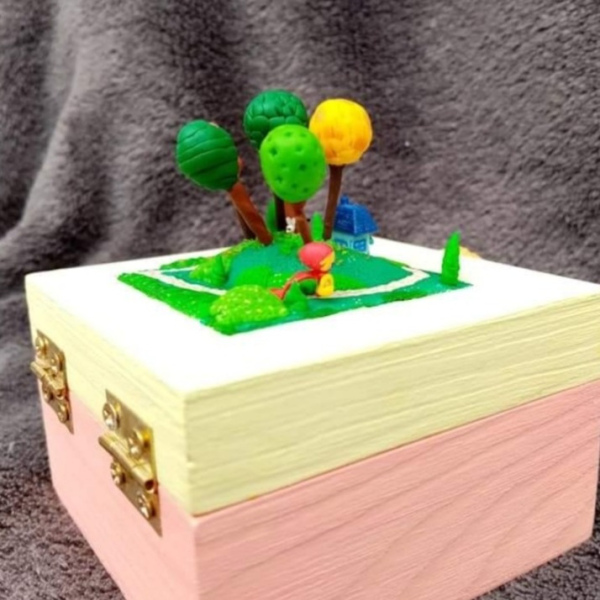 Boîte Petit chaperon rouge 