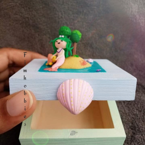 Boîte Molly la sirène